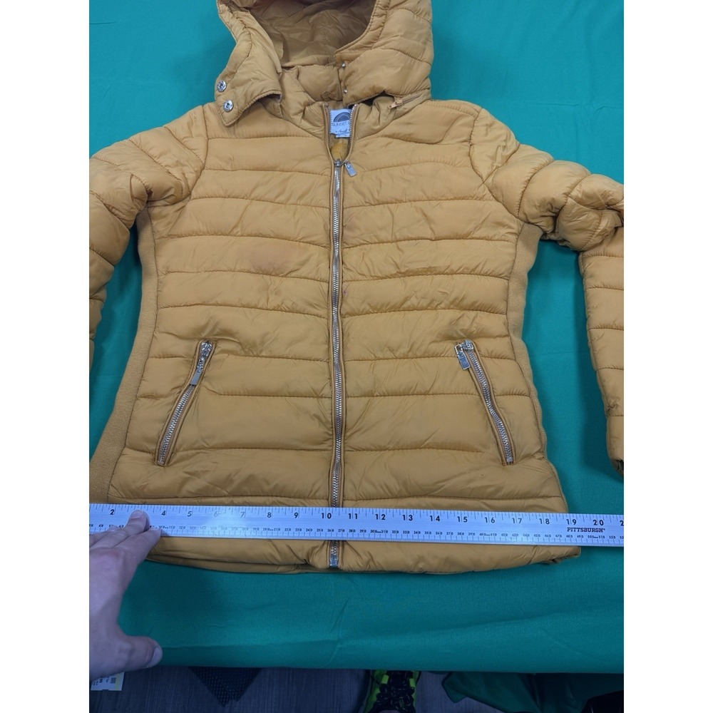 Sunset Lane Womens Small Hooded Puffer Jacket Tan Quilted Stained Coat S - Picture 5 of 8